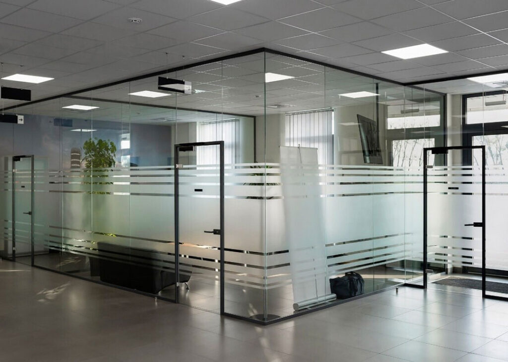 استیکر شیشه ای