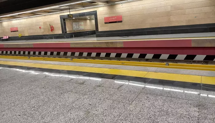 کف کاذب مترو